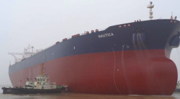 ناقلة في المحيط