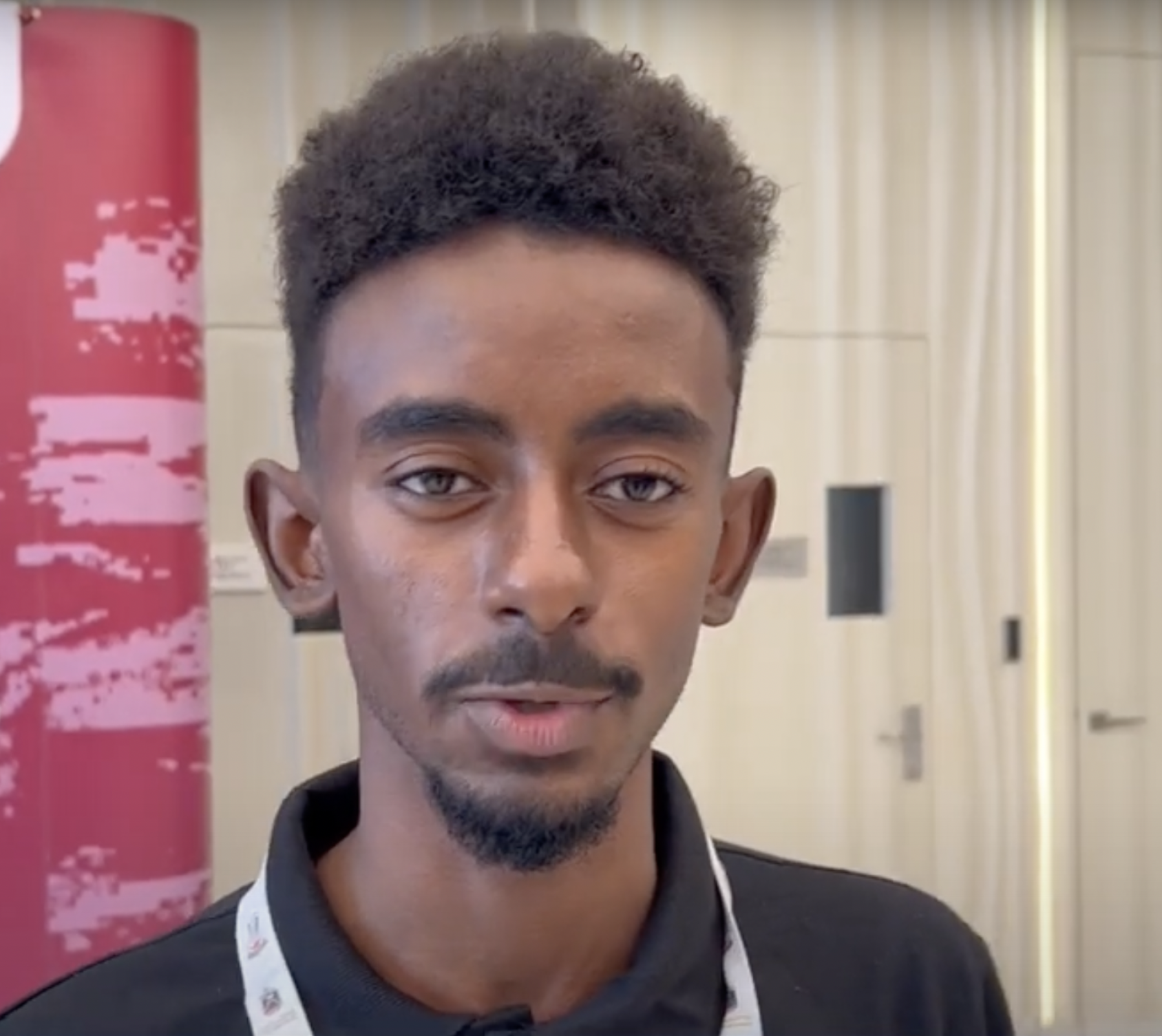 عبد الله محمد عثمان من السودان، مؤسس مشروع Dgifts.