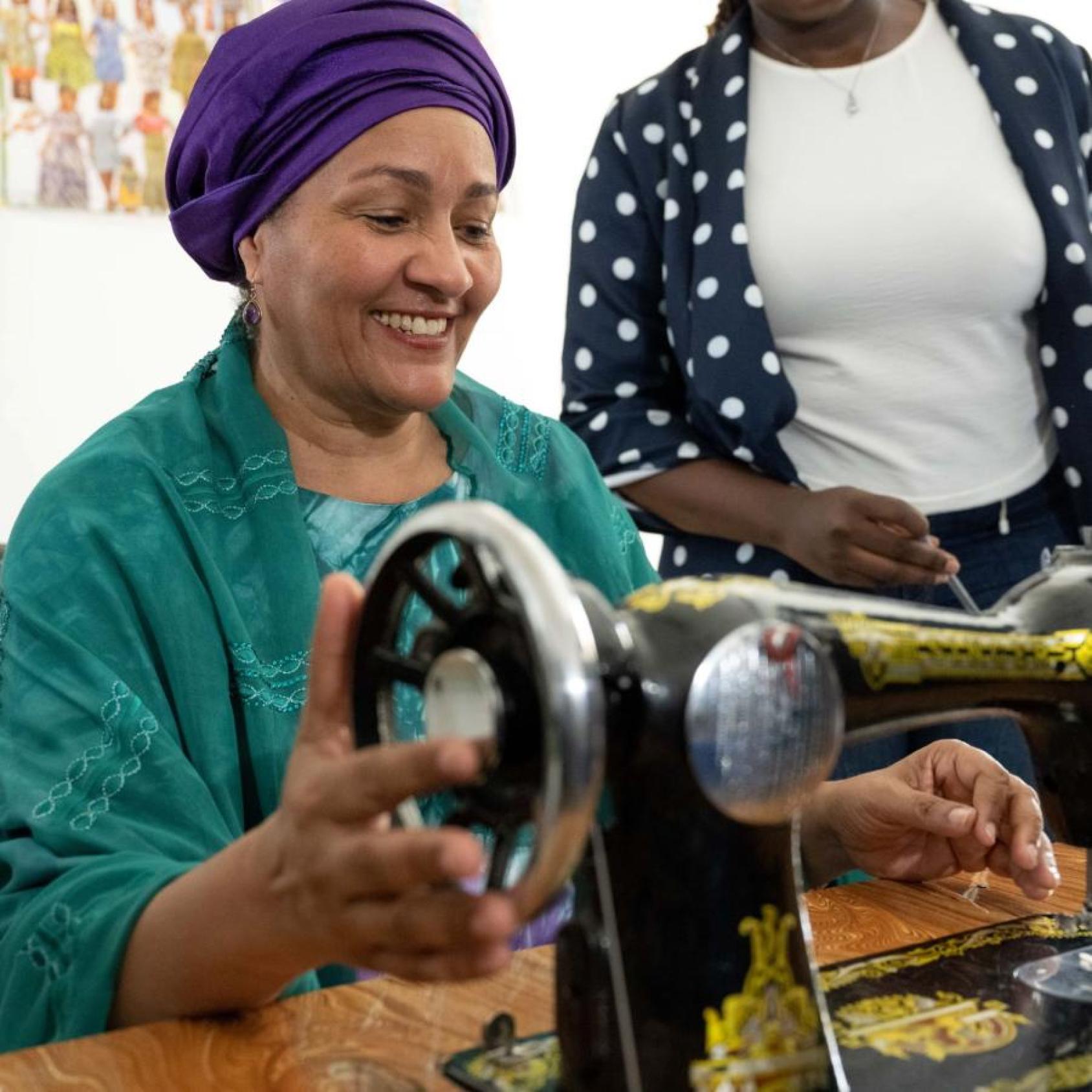 أشارت نائبة الأمين العام للأمم المتحدة أمينة محمد إلى جودة البنية التحتية والرعاية المقدمة في مركز الأطفال المحتاجين في سوبريه.