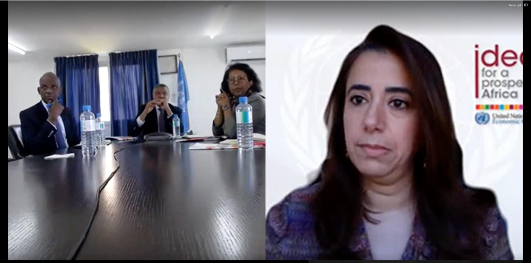 Una pantalla dividida de unas personas sentadas en un escritorio a la izquierda, y una mujer a la derecha.