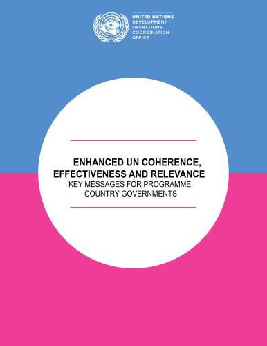 Portada del documento con fondo azul y magenta.